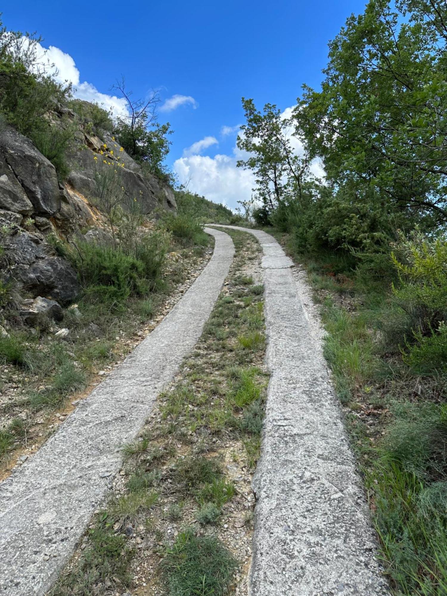 Chalet Sur Pilotis Avec Piscine Privee Lucéram Zewnętrze zdjęcie